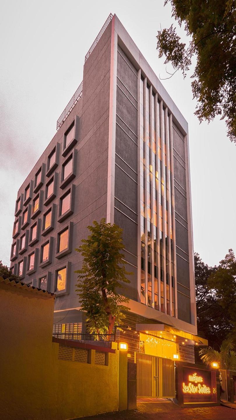Magnus Nexstar Suites Kalyani Nagar Pune Exteriör bild