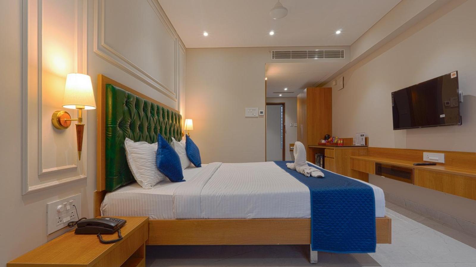 Magnus Nexstar Suites Kalyani Nagar Pune Exteriör bild