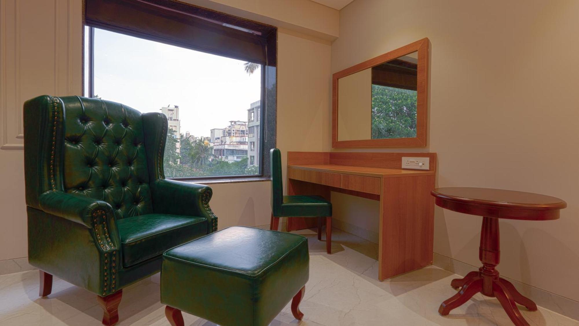 Magnus Nexstar Suites Kalyani Nagar Pune Exteriör bild
